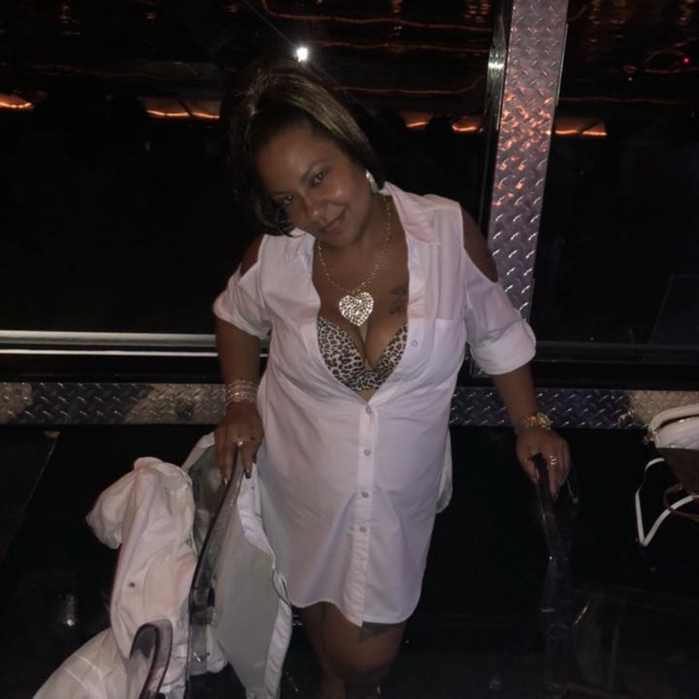 Meet your Posher, Dyana